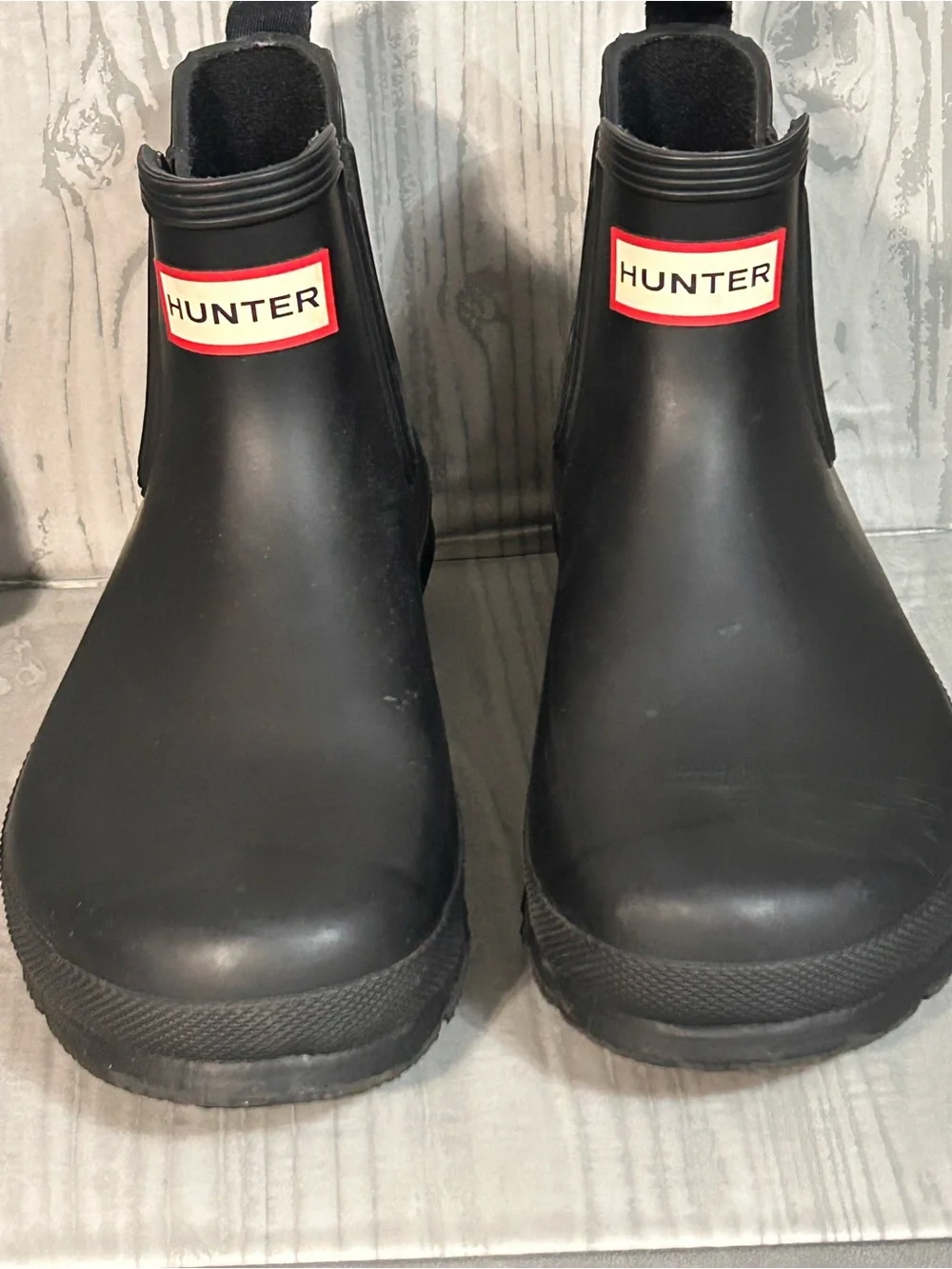 Hunter Matte Black Rubber Chelsea Boot with Logo Patch